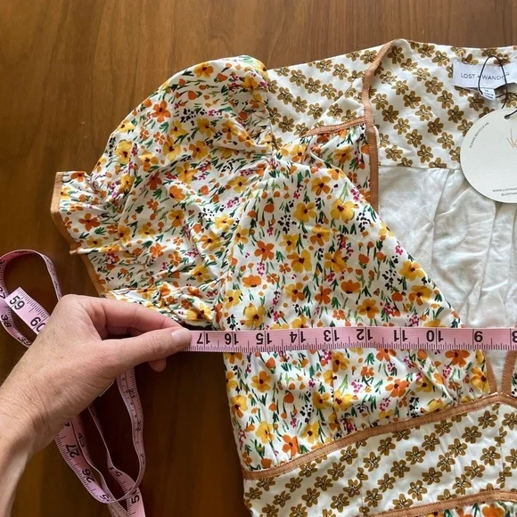 Lost & Wander Spring Sunrise Midi Dress NWT - Picture 16 of 16